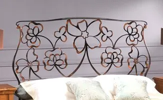 Cabecero de forja modelo Flower de Peña Vargas