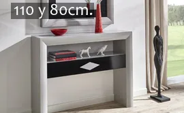 Consola moderna lacada